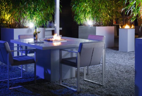 Tuintafel Jan des Bouvrie met ingebouwde sfeerhaard - ABK InnoVent