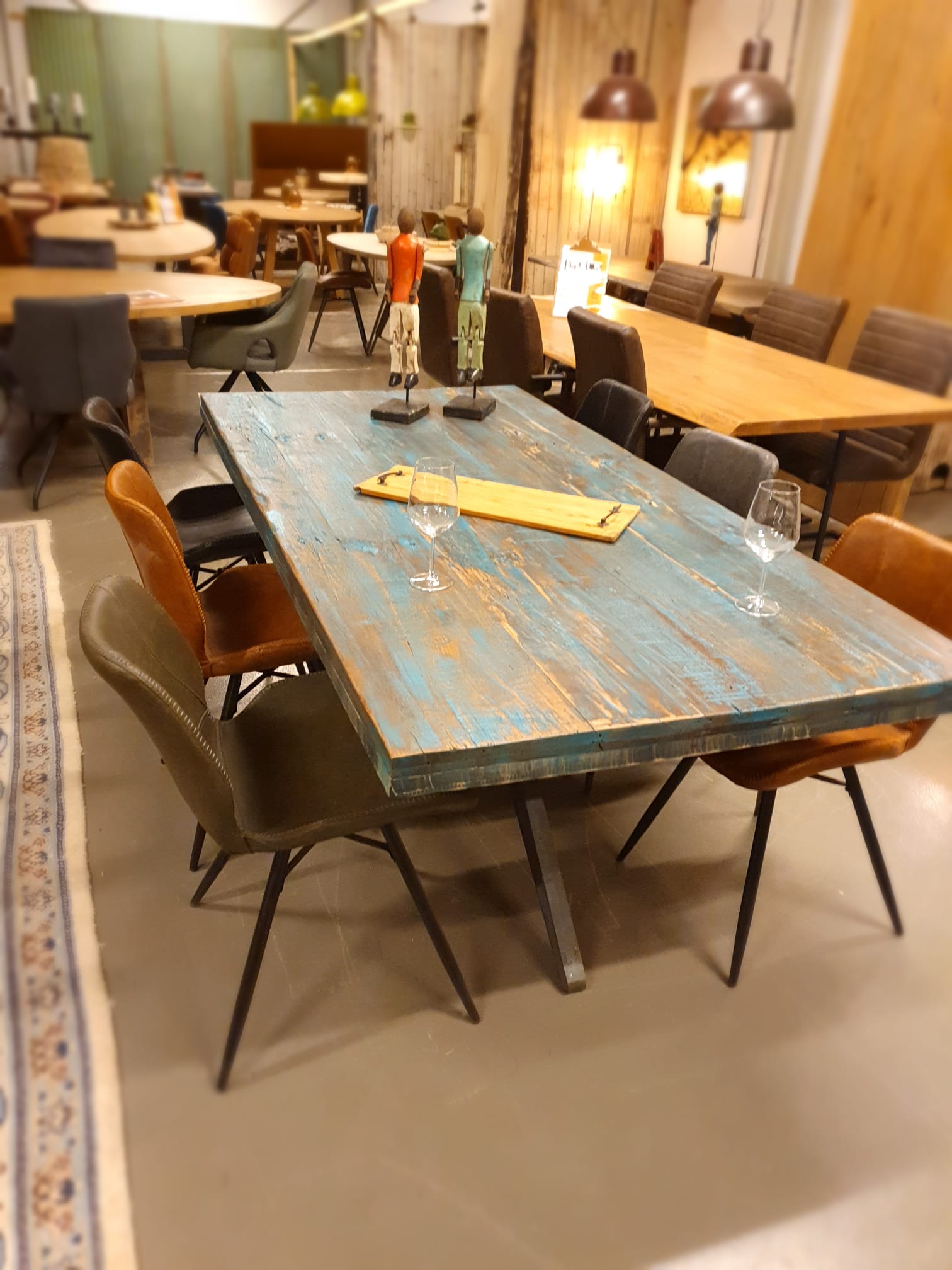 Robuuste Truckwood tafel | Woodindustries