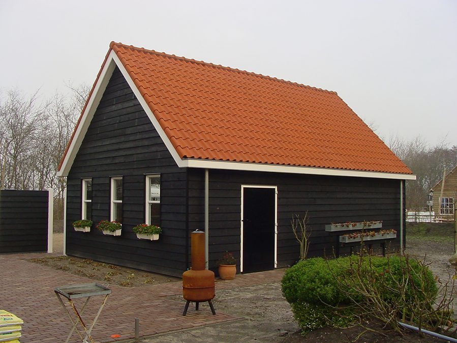 Houten werkplaatsen op maat | MG Houtbouw