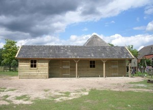 Houten werkplaatsen op maat | MG Houtbouw