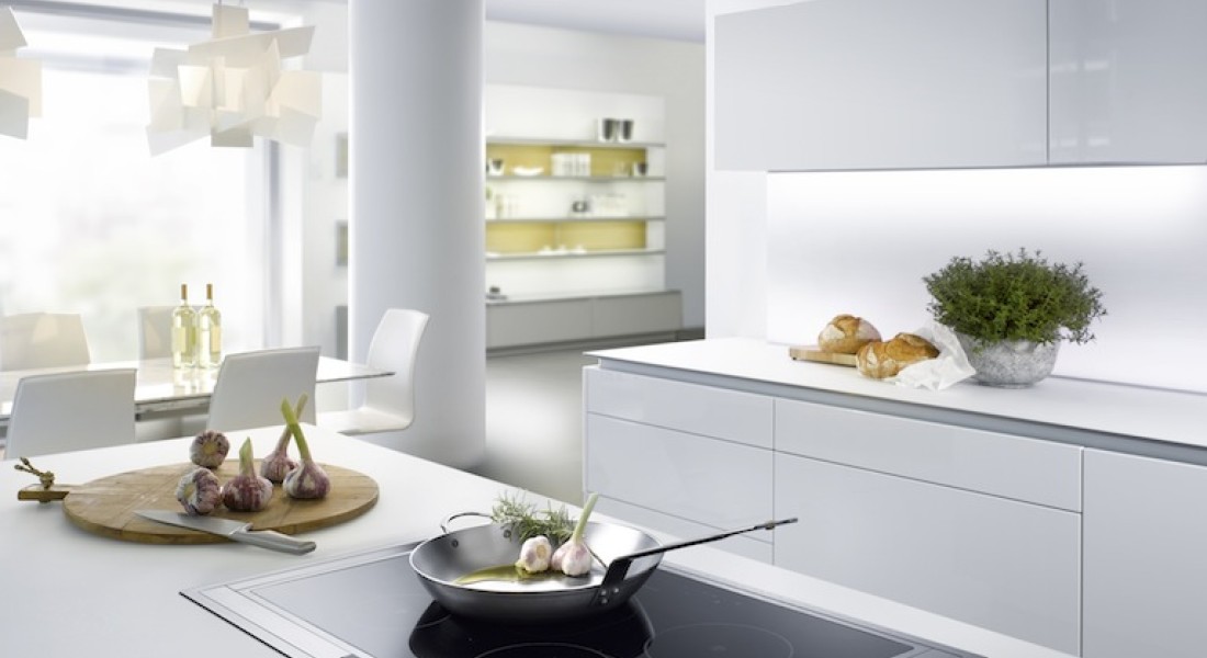 Nieuwe afzuigkap met "cabriotechniek" van GUTMANN