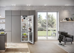 Handen vrij in de keuken met de AutoDoor inbouwapparaten van Liebherr - 