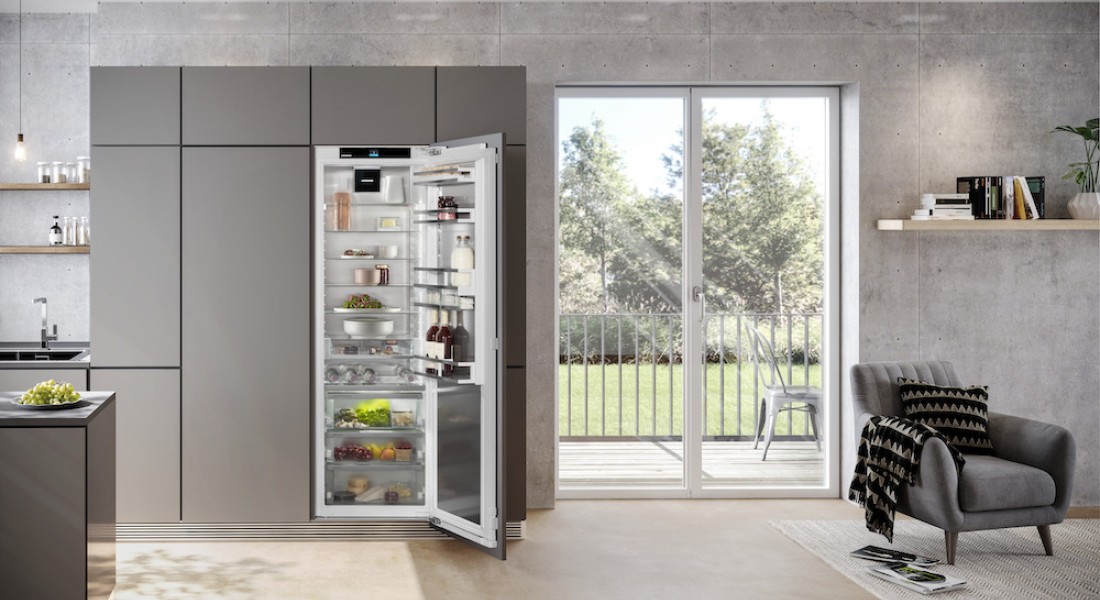 Handen vrij in de keuken met de AutoDoor inbouwapparaten van Liebherr