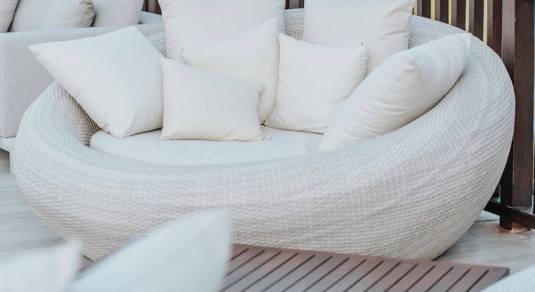 Vloerbekleding voor buiten: De beste opties voor jouw terras, balkon of tuin