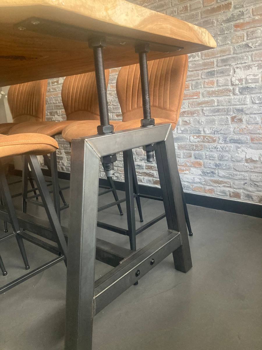 bartafel apart onderstel