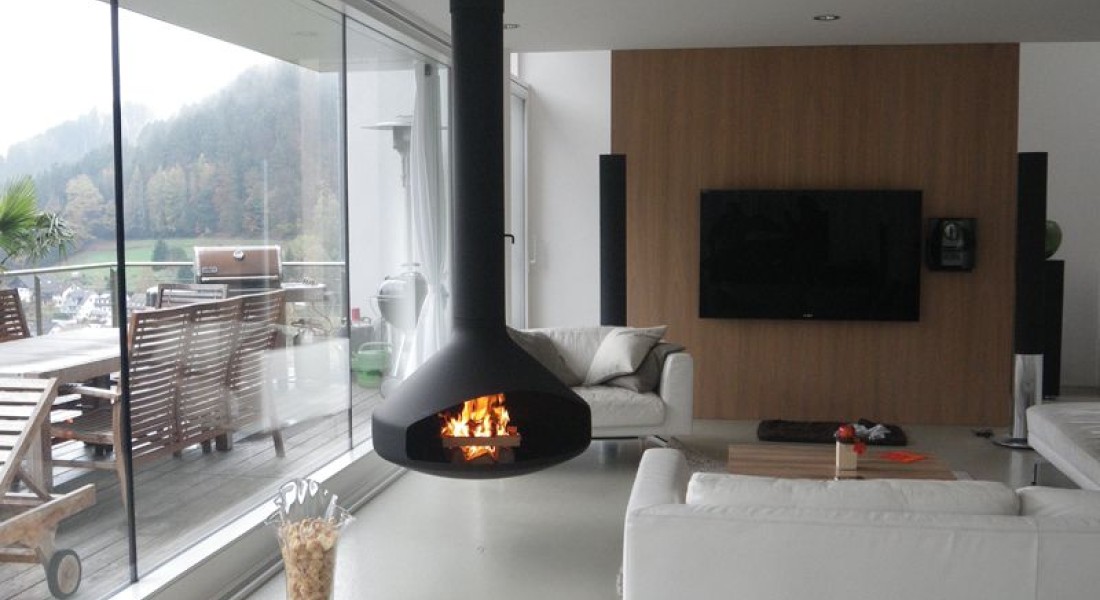 De vrijhangende haard Ergofocus van Focus