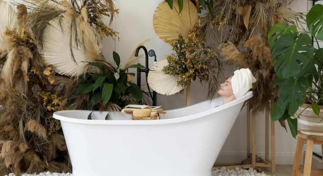 Zo breng je groen in de badkamer