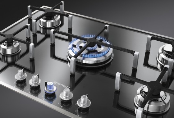 Nieuw: Glas-op-staal kookplaten van Smeg - Smeg