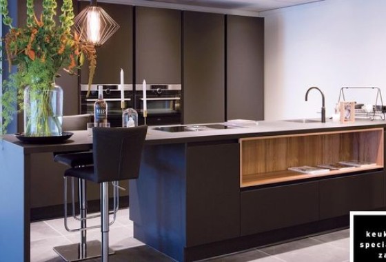 Een kookeiland: het bruisend hart van je huis - UW keukenspeciaalzaak