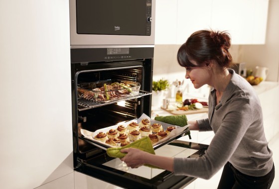 Deze full black design ovens zijn elegant en voorzien van slimme technologieën - Beko