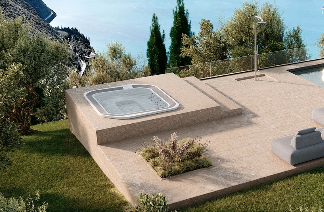 MOON Outdoor Spa | Novellini