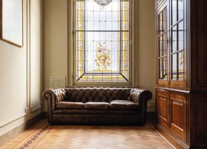 Met deze olie verrijk je gemakkelijk jarenlang de natuurlijke look van je houten vloer - 