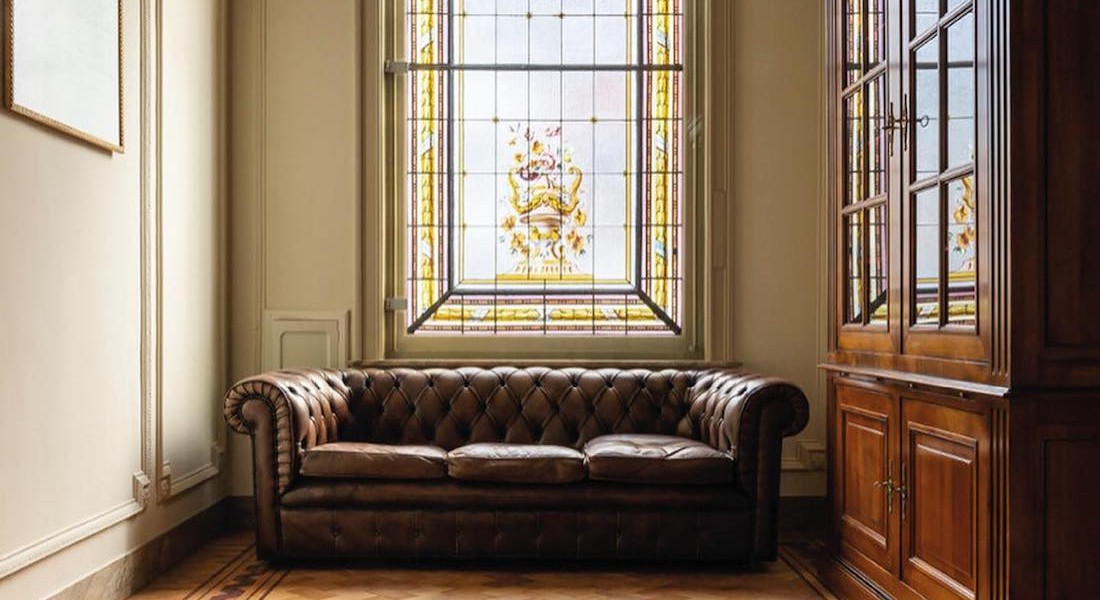 Met deze olie verrijk je gemakkelijk jarenlang de natuurlijke look van je houten vloer