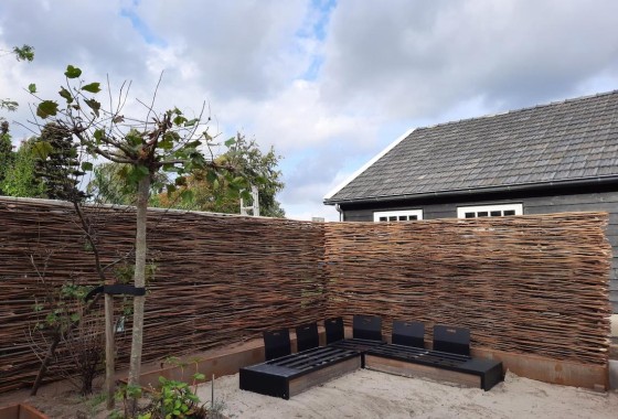 Het is nu tijd voor een wilgentenen schutting - Wilhout wilgentenen schuttingen