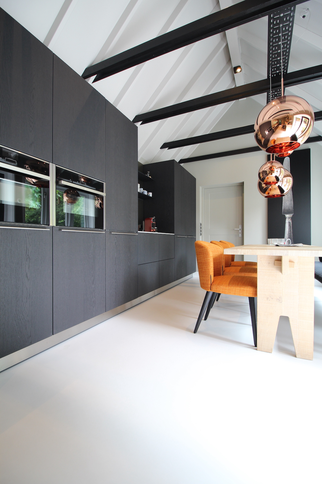 Strakke gietvloer | Motion Gietvloeren