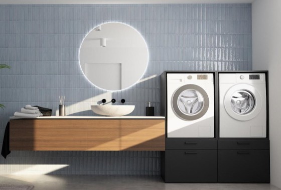 Een georganiseerde wasruimte met Wasombouw - Wasombouw