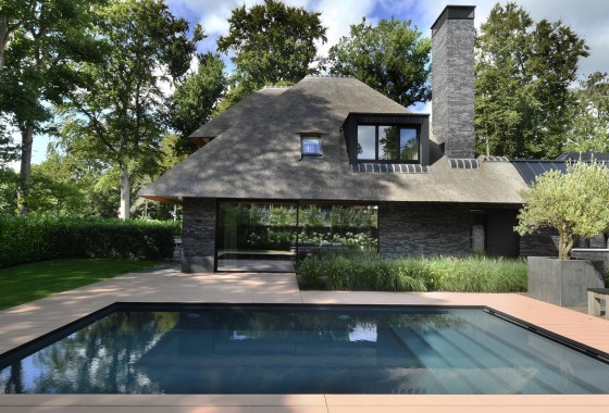 Van strak modern tot natuurlijke charme: de zwembaden van Starline - Starline