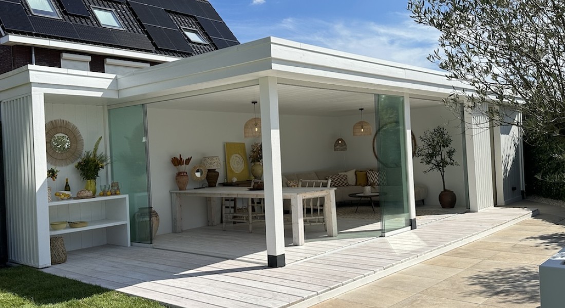 Geniet van het buitenleven met een veranda!