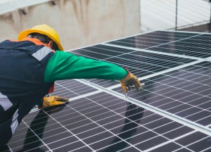 De zon als energiebron: hoe zonnepanelen jouw woning veranderen - 