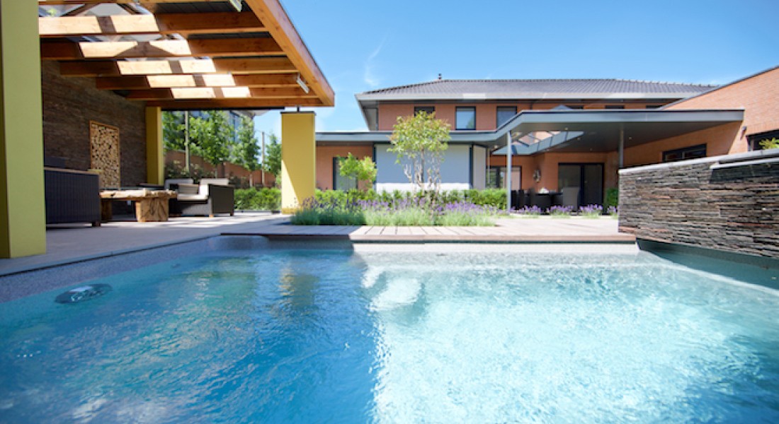 Plunge pools: kleine zwembaden voor luxe stadstuinen
