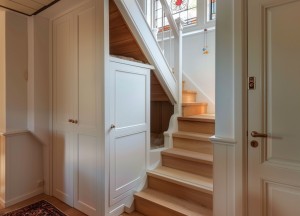 Van open naar gesloten: een nieuwe trapervaring in uw hoekwoning - 