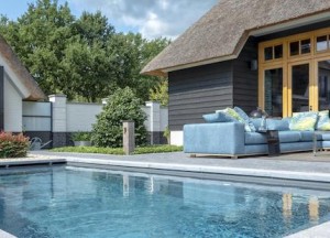 Zwemmen in een verwarmd bad op koele dagen - Swimm