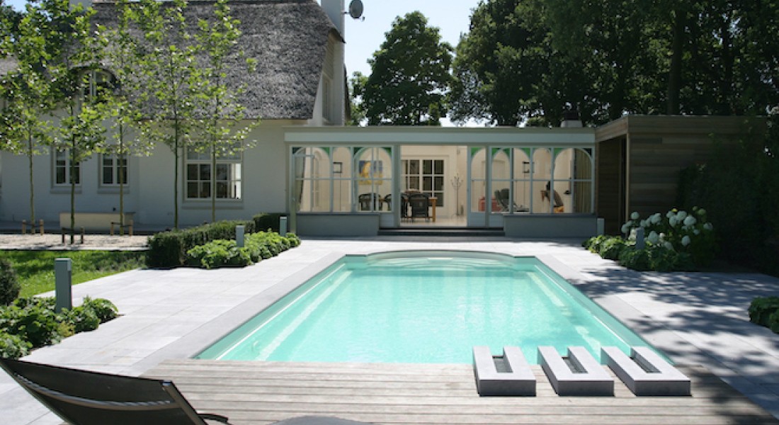 Duurzame en energiezuinige oplossingen voor je privé zwembad