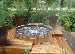 De voordelen van een inbouw hottub - Hottub Select