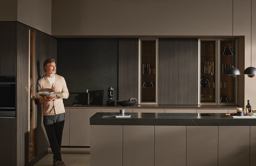 OMDAT WIJ VAN KEUKENS HOUDEN