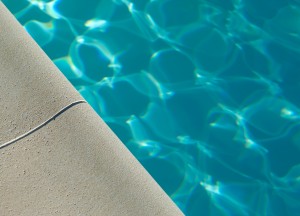 Verschillende soorten zwembad lamellen oprolsystemen - 