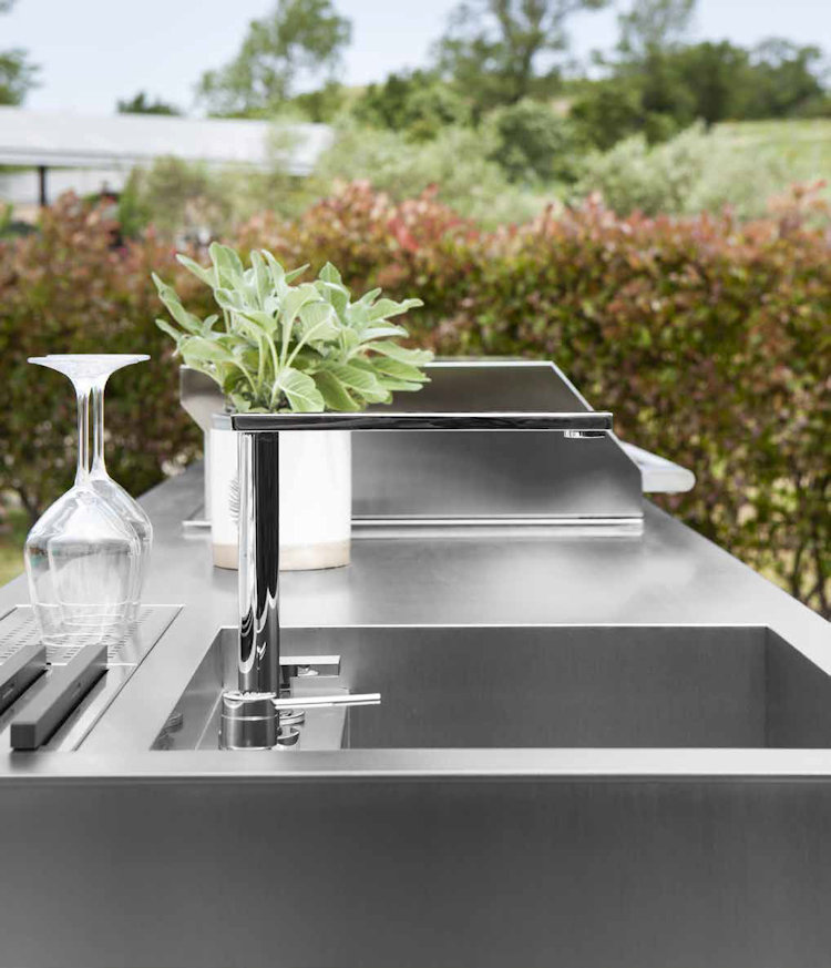 Buitenkeuken van hoogwaardig RVS