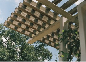 Zo blijft jouw houten pergola langer mooi - 