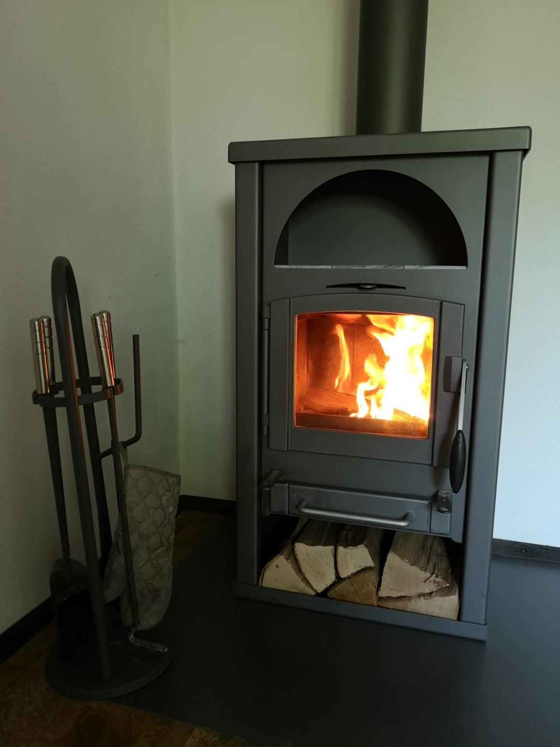 Houtkachel met traditionele look RIKA Alpha II