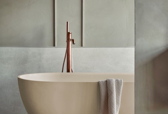 Geef je badkamer een make-over met de tegelcollecties van vtwonen! - vtwonen tegels by Douglas & Jones