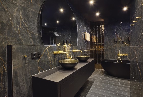 Binnenkijken: een Hotel Chic badkamer - Baderie