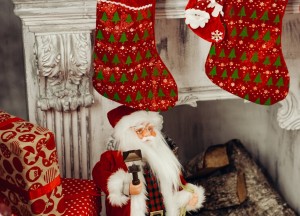 Hoe kleed je een schouw gezellig en brandveilig aan met Kerst? - 