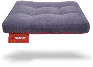 Buiten verwarmd zitten met warmtekussen - 