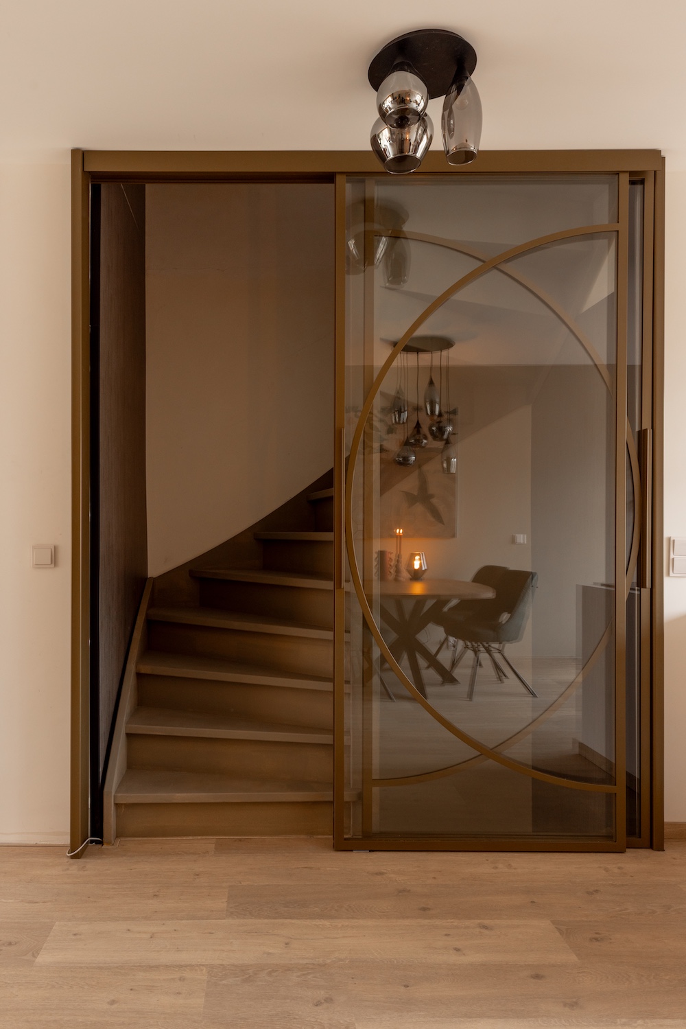 Stalen deuren met rond accent | MK Stalen Deuren