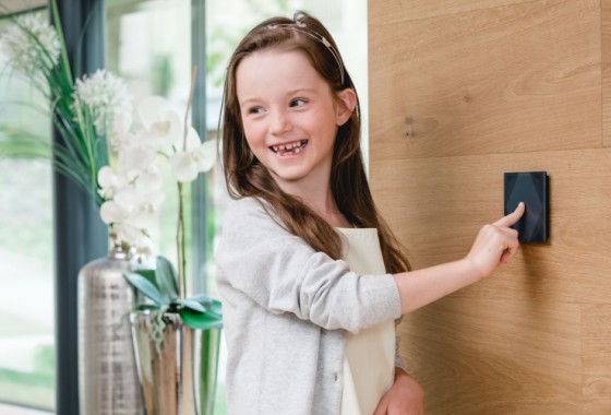 Gezonde lucht in huis, slim geregeld met Loxone - Loxone