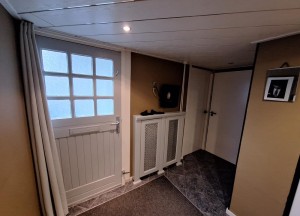 Kleur in de hal: een gewaagde keuze of juist een slimme zet? - 