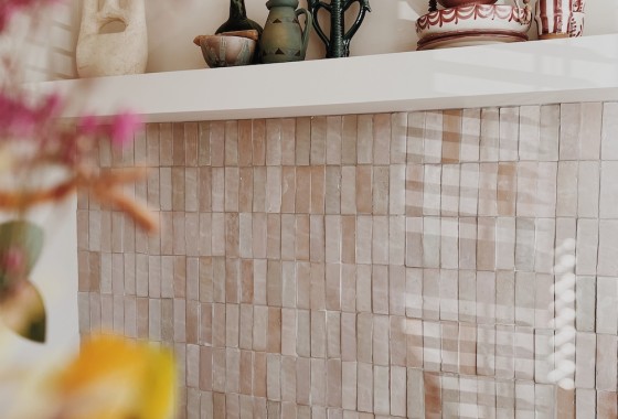 Handgemaakte tegels met karakter en warmte - Designtegels.nl