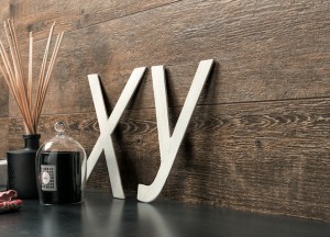 Met de charme van hout - vtwonen tegels by Douglas & Jones