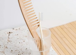 Hout in de badkamer: Zo houd je het mooi en duurzaam - 