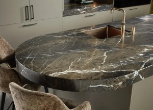 Ruime designkeuken met rond blad | Marquardt Küchen