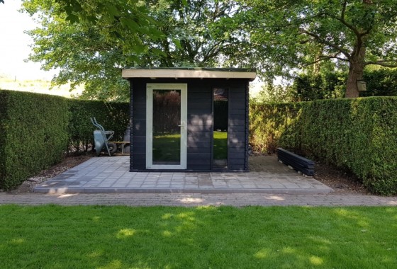 Een maatwerk tuinhuis dat precies past - InGarden