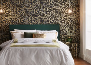 Metallic en ronde vormen op de muur - 