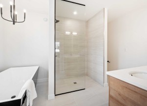 Hoe maatwerk douchedeuren inspelen op je interieurstijl - 