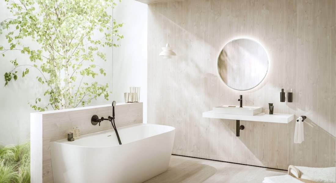 Japandi in de badkamer met LAUFEN