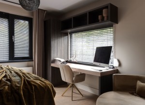 Mooi maatwerk: warm hout en een vleugje rosé-goud - DecoLegno