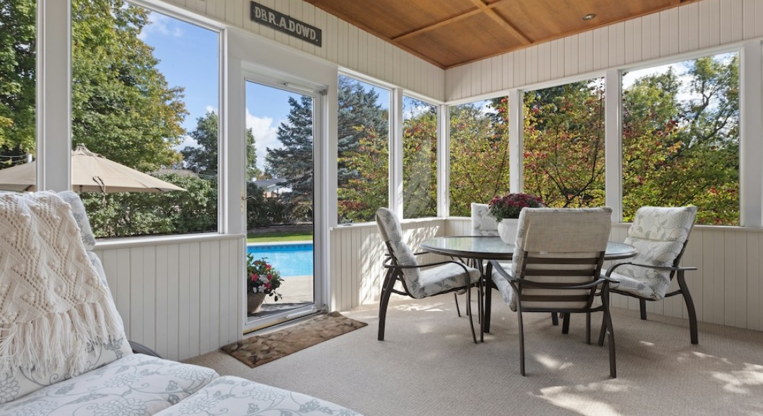 Jouw buitenruimte transformeren met glazen schuifwanden